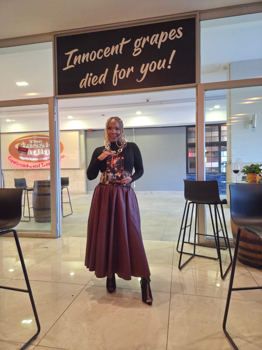 Nomaswazi_11's tweet photo. Had a book reading/ anniversary celebration for my book #WriteAboutUs at the Eighteen13 wine shop.
It was an absolutely amazing time! A welcome drink, some food, merch and physical copies of the book on sale. All with an incredible dj and live band alongside THE Amarafleur! https://t.co/6rc8DnTbGO