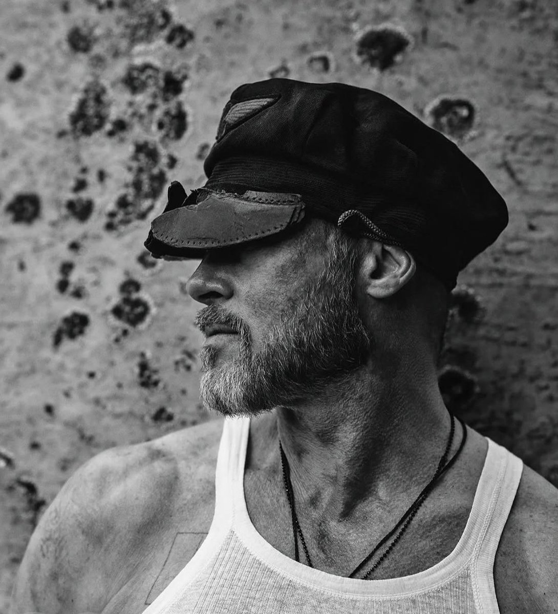 DA ISTINA JE MILI MOJI UGANUO SAM PICKU GLEDAJUCI NOVE FOTOGRAFIJE BRED PITA