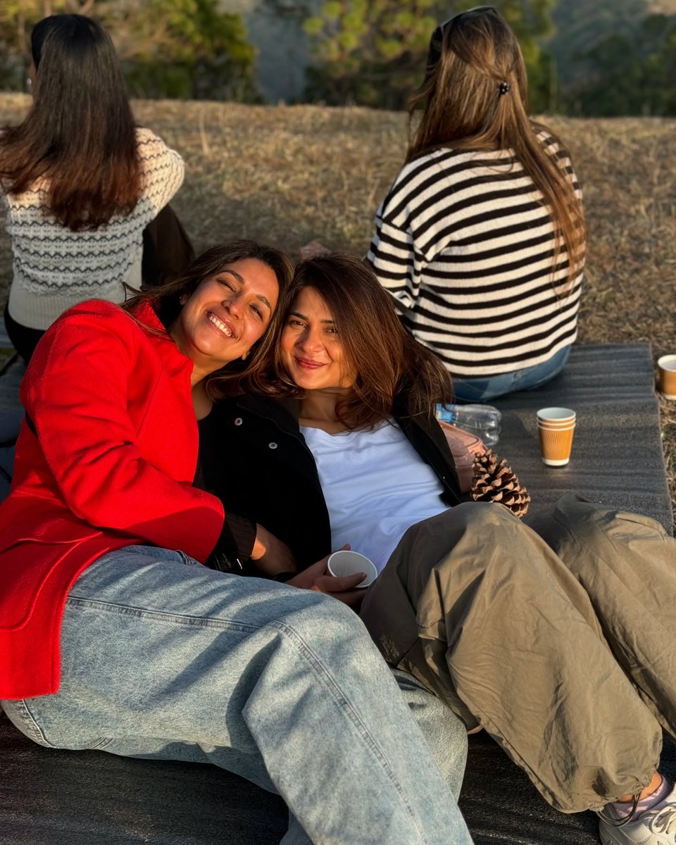 This girl has my 📍
Harleen wishing Jen birthday ❣ 
#JenniferWinget