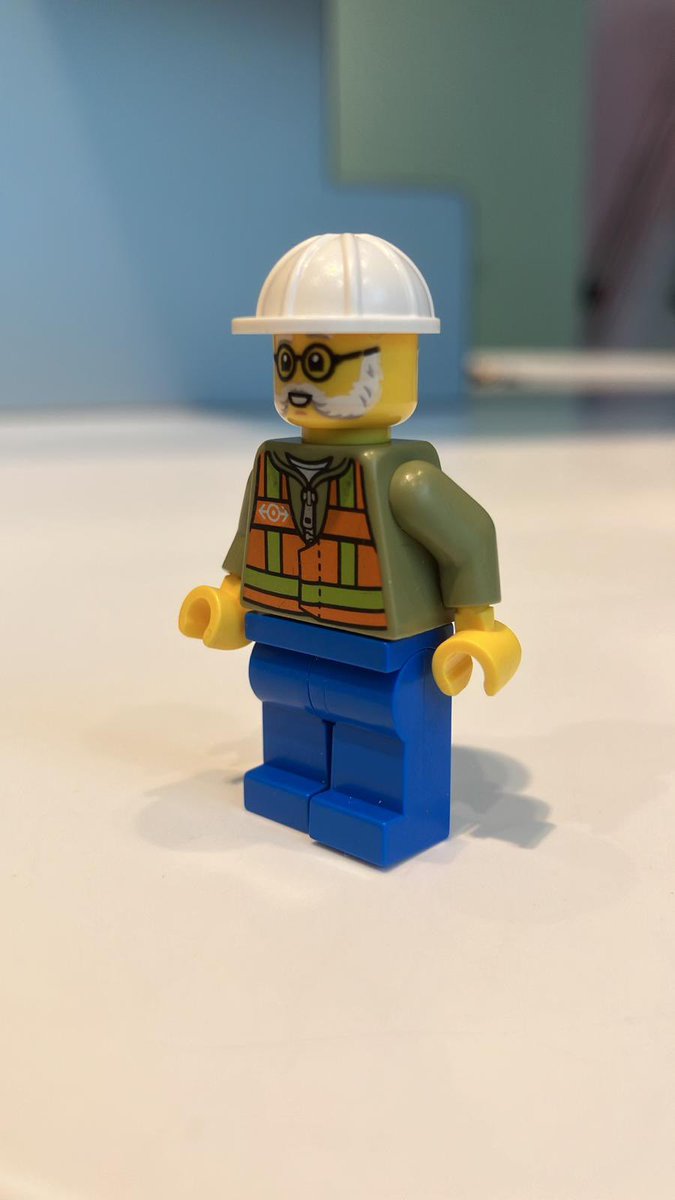 It’s @lego me <a href="/IMERYS_UKHKP/">Imerys UKKP</a> 😂