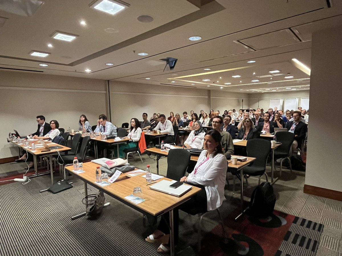 Great 2nd day at the #EACVI National Society Summit today in Valencia 🇪🇸, where we’re engaging with national cardiac societies and hearing their innovative pitches for the future of #CVImaging.

These bold ideas and collaborative efforts reflect the shared vision we all have—to