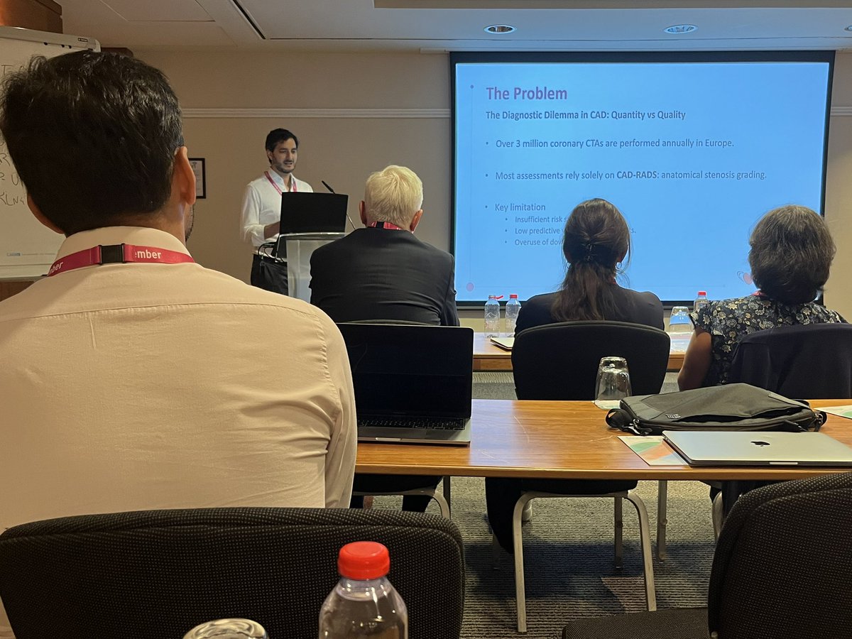 EACVI President tweet media