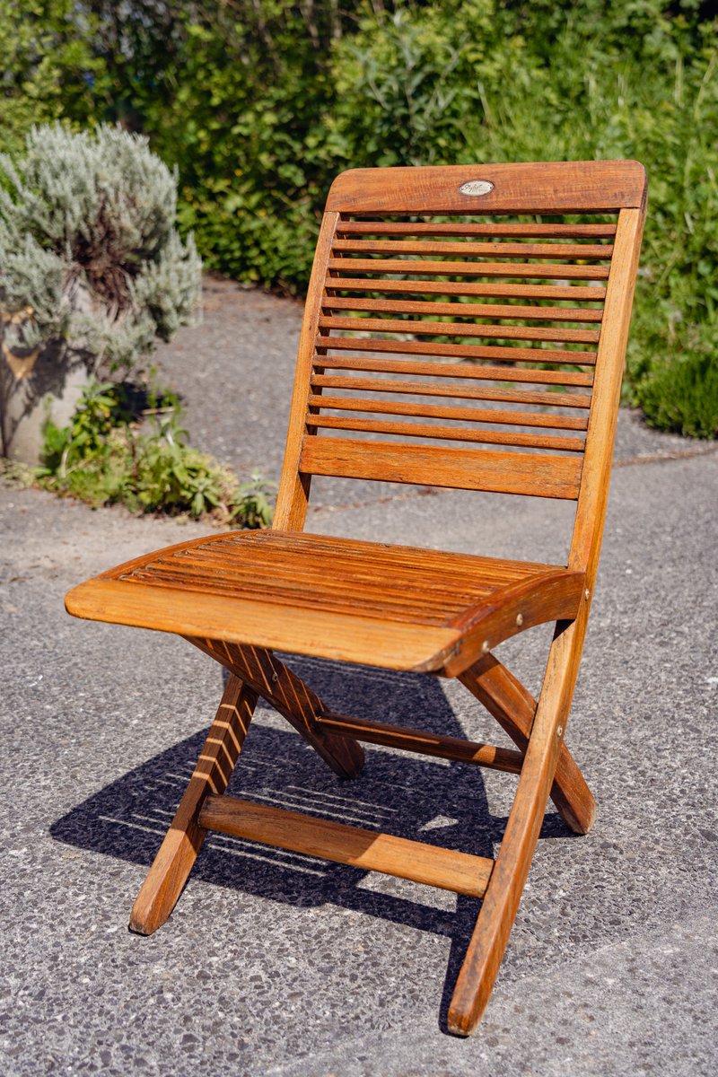 How can you repair rusty tools, or bring a broken garden chair back to life? Learn the secrets of reuse, repair &amp; repurposing in the garden with the #RediscoveryCentre!

🪑 Expert tips all week 
⏰ Live demos everyday 10.30am &amp; 2pm
📍 The “Renewed Blooms” Showgarden