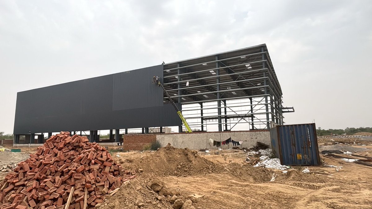 SandeepMall's tweet image. Automation is a mindset. From an idea to execution by our team of engineers. In two years we will have one of the most modern plant fully operational. A showroom for MSMEs. This is future.