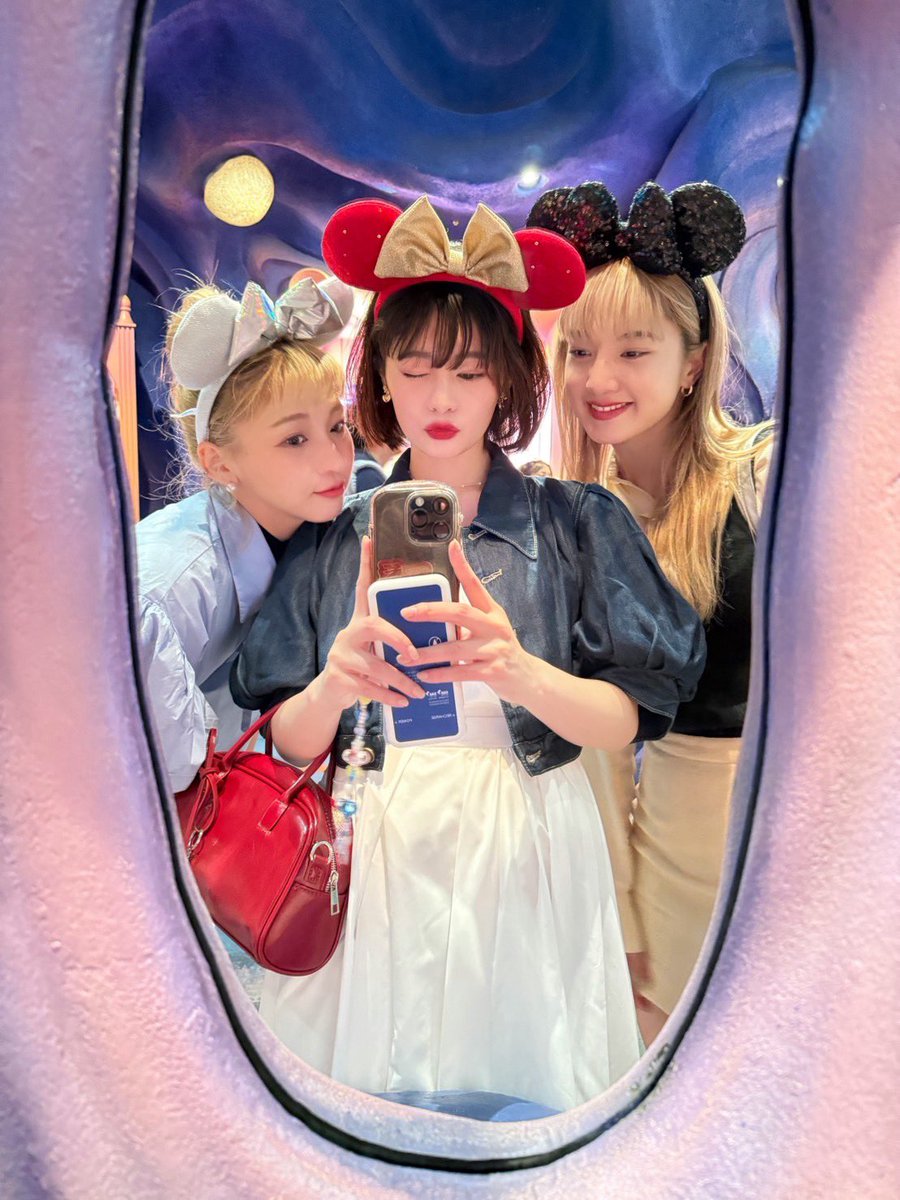 早い者勝ち　大人気完売　入手困難　GUCCI 白雪姫コラボ　ディズニー GsLnuwqaUAMhzKR.jpg