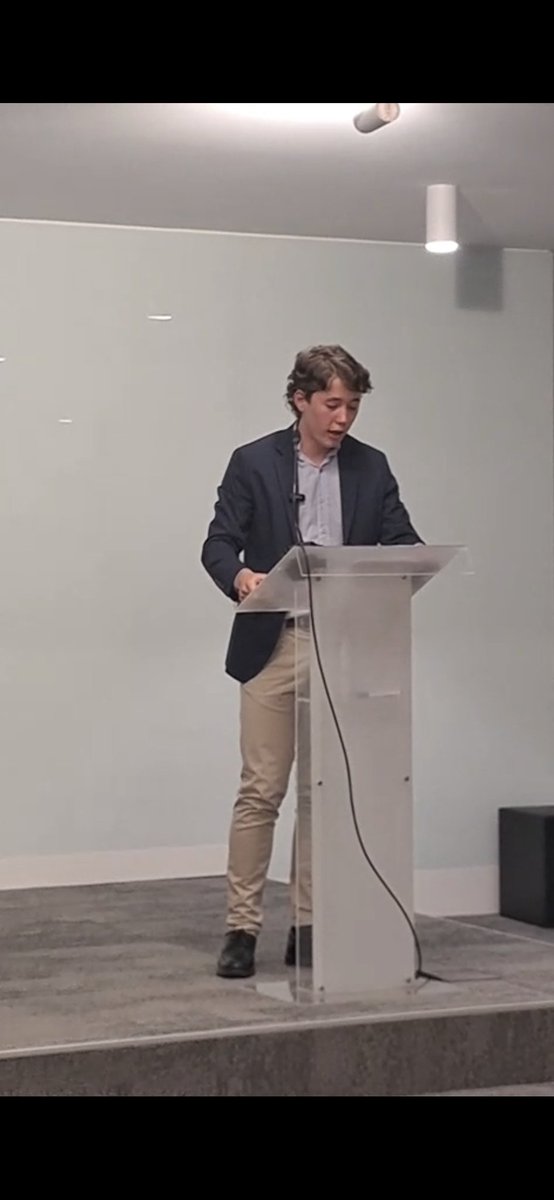 CesarTaboas's tweet photo. Ayer en el Congreso de Economía Austriaca del @juandemariana presentando mi estudio "El Nivel de Precios en el Zero Lower Bound" en la @en_UFMMadrid. Muchas gracias a todos los asistentes y al Instituto por esta oportunidad. Pronto nuevos proyectos. https://t.co/QfLeFPpkFv