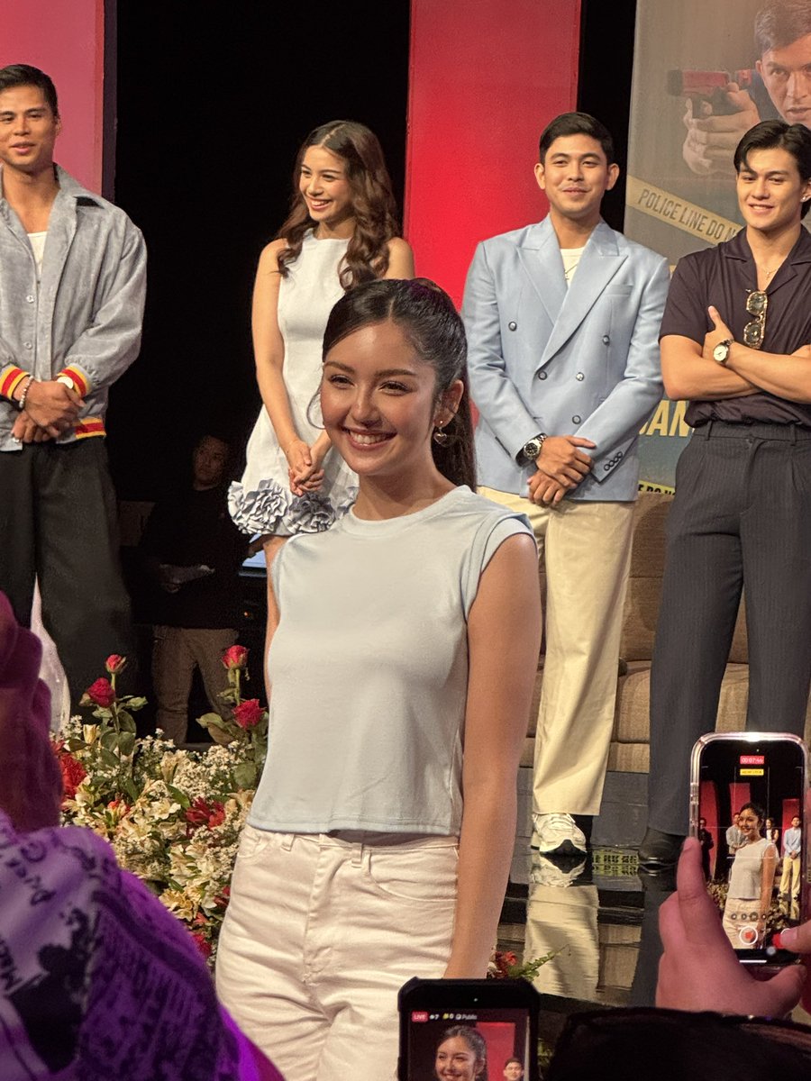 TheJeromeVargas's tweet photo. Chanty Videla is radiant! #SanggangDikitFRMediacon https://t.co/1yrSIJcgra