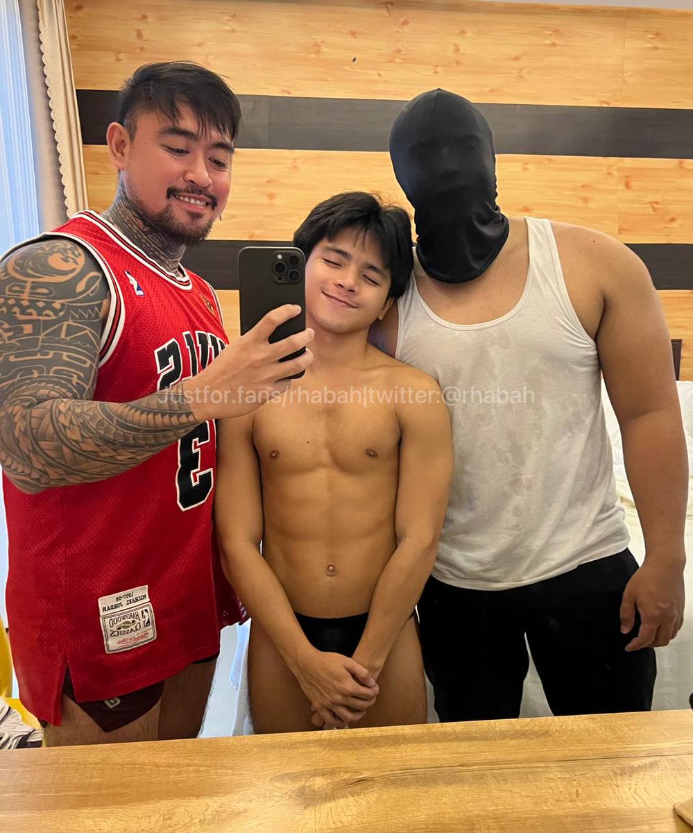 Collab with discreet daddy of 2 kids. napangigilan ang baby boi sa kama 😖😳 RT for video 🫶

Dm for TG promo
👉Justfor.fans/rhabah