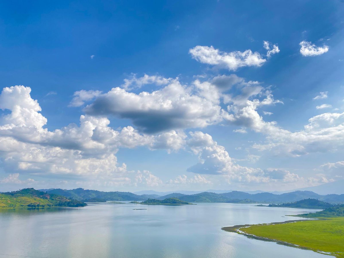 Where are you tweeting from!?

Me; Good morning from TWIN LAKES DESTINATION 🇷🇼 
#TwinLakes

<a href="/visitrwanda_now/">Visit Rwanda</a> |<a href="/RwandaisOpen/">Rwanda Is Open 🇷🇼</a>