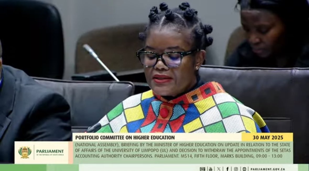 We have summoned the Minister of Higher Education to Parliament to explain why she appointed Gwede Mantashe’s son and ANC comrades to chair Boards of SETAs. 

Tune in! 

Link: m.youtube.com/watch?v=V2j1pw…