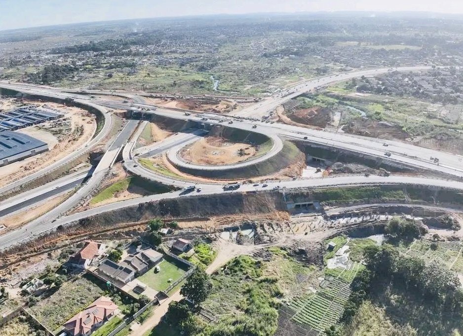 π²πΆπ
π
 (@six_papi) on Twitter photo Why is the Trabablas interchange built of top of heaps of soil? After heavy rains and erosions how will it look like in 10 years or else it's going to be under a giant umbrella ππ Why is the Trabablas interchange built of top of heaps of soil? After heavy rains and erosions how will it look like in 10 years or else it's going to be under a giant umbrella ππ