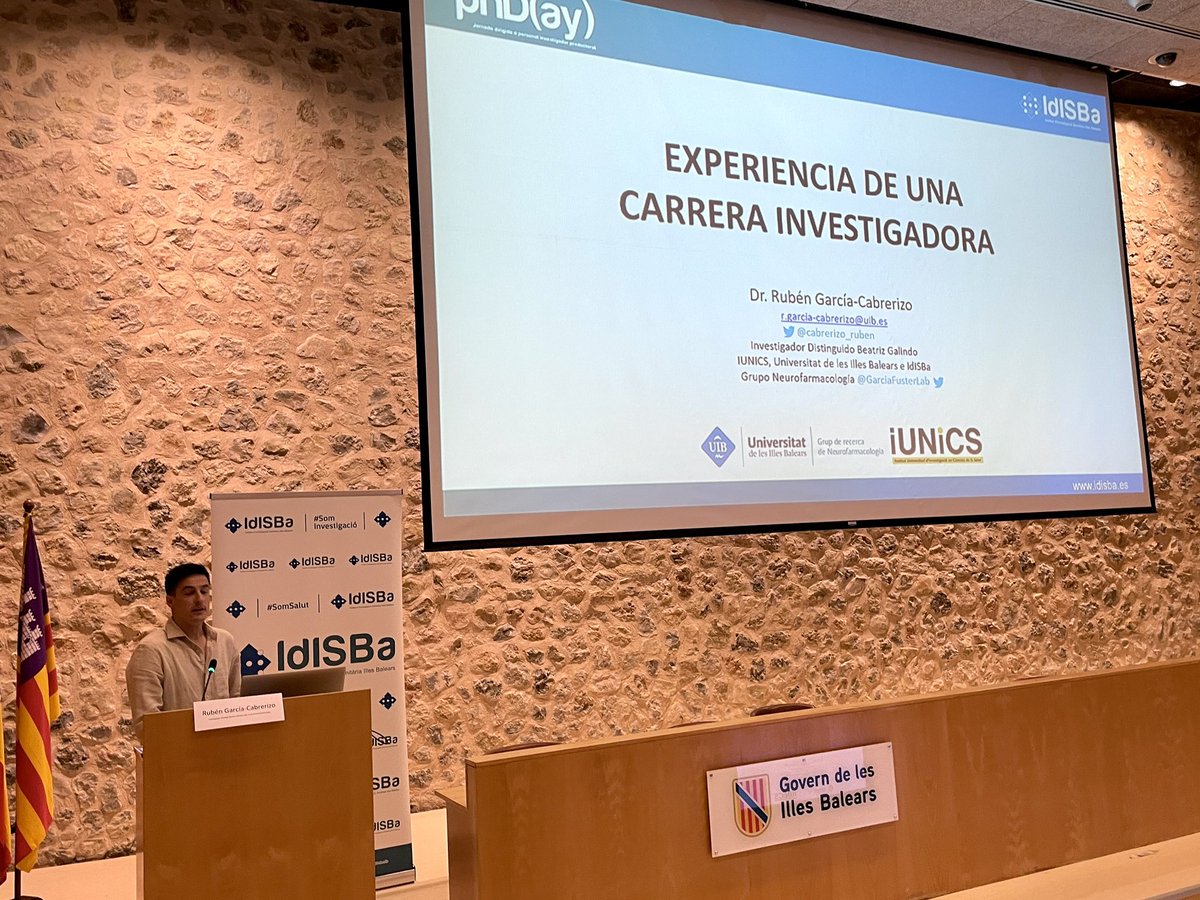 IdISBa (@idisbaib) on Twitter photo 🔬 El Dr. <a href="/cabrerizo_ruben/">Rubén García Cabrerizo</a> ens ha compartit la seva trajectòria com a predoc i l’actual camí en el món de la recerca al #PhDayIdISBa. Una mirada honesta i inspiradora sobre els reptes i les oportunitats d’una carrera investigadora! 💭🧠 #Neurofarmacologia #RecercaPredoctoral 🔬 El Dr. <a href="/cabrerizo_ruben/">Rubén García Cabrerizo</a> ens ha compartit la seva trajectòria com a predoc i l’actual camí en el món de la recerca al #PhDayIdISBa. Una mirada honesta i inspiradora sobre els reptes i les oportunitats d’una carrera investigadora! 💭🧠 #Neurofarmacologia #RecercaPredoctoral