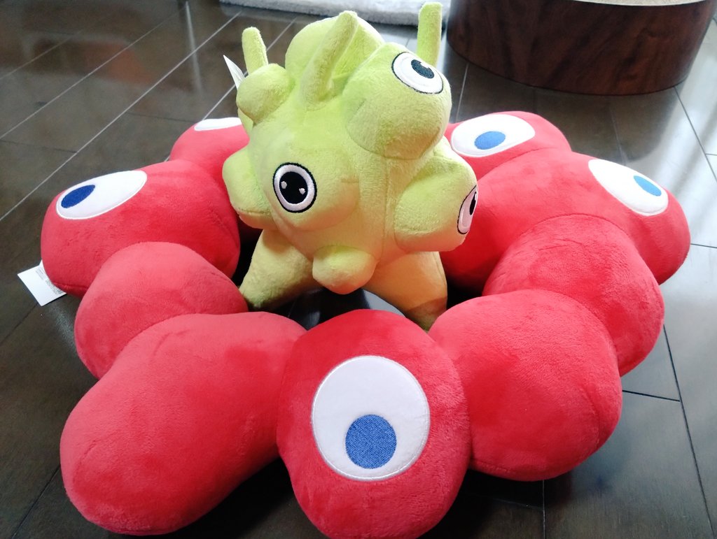 万博で買ったお土産が届いた〜！ミャクミャク様のぬいぐるみメインでご