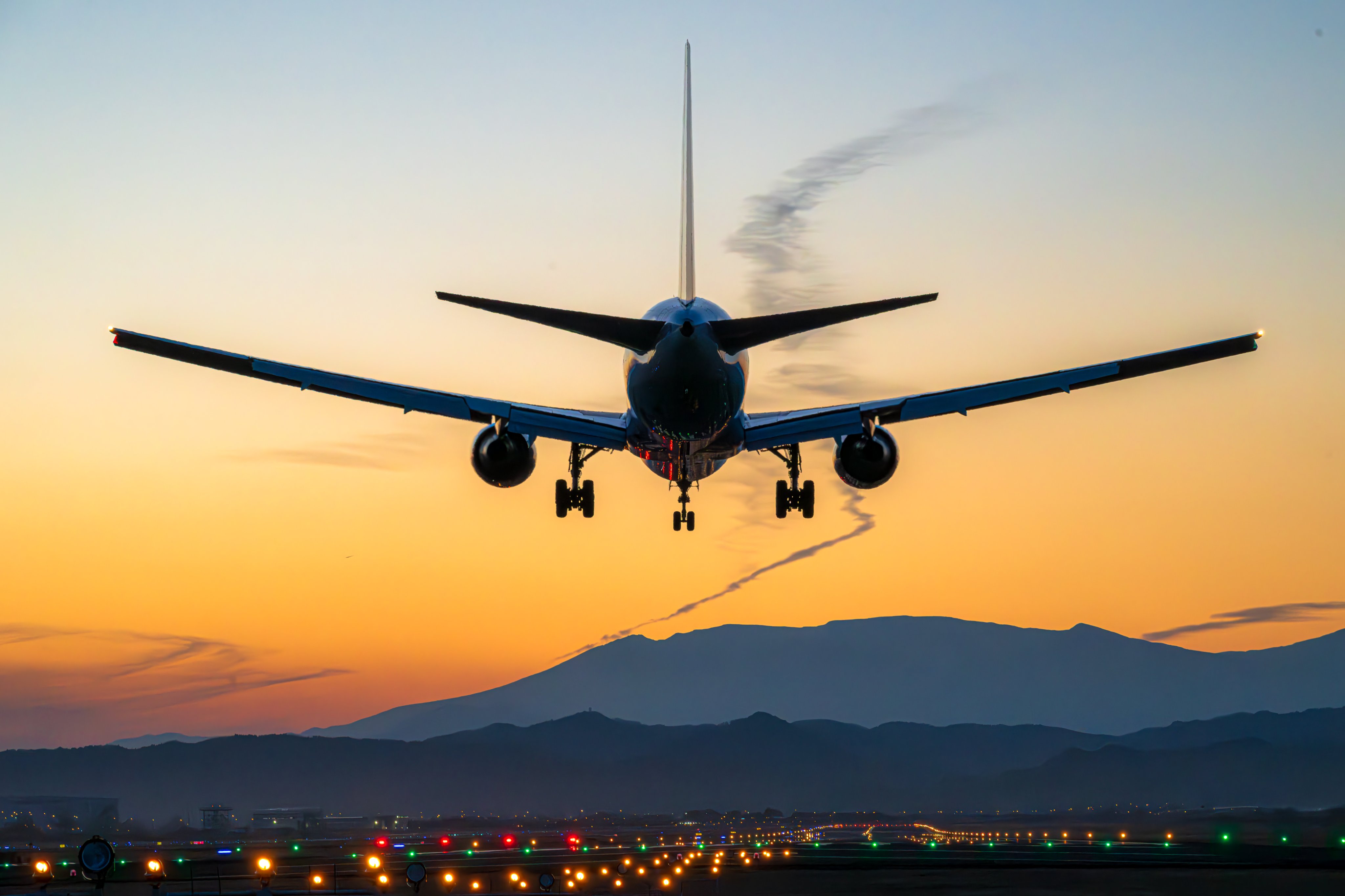 240715_737MAX_acg_01-720.jpg