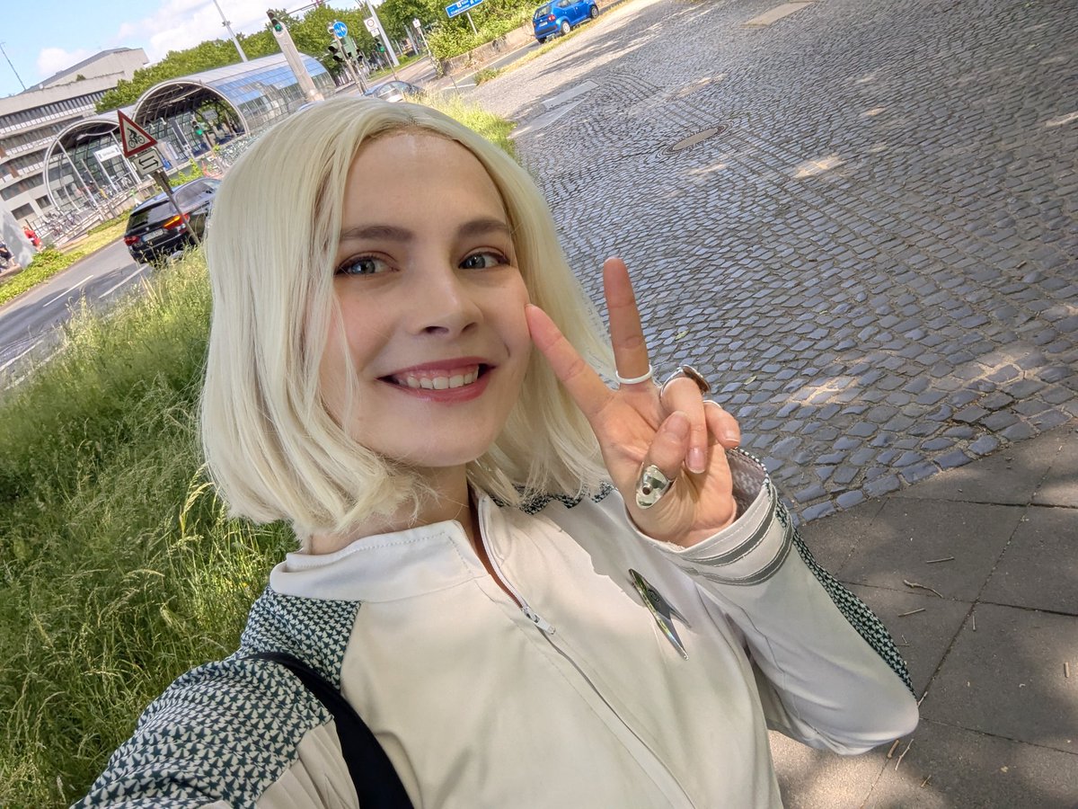 NandaIee's tweet image. IT IS TIME 

Let #FedCon 33 commence 🖖🥹