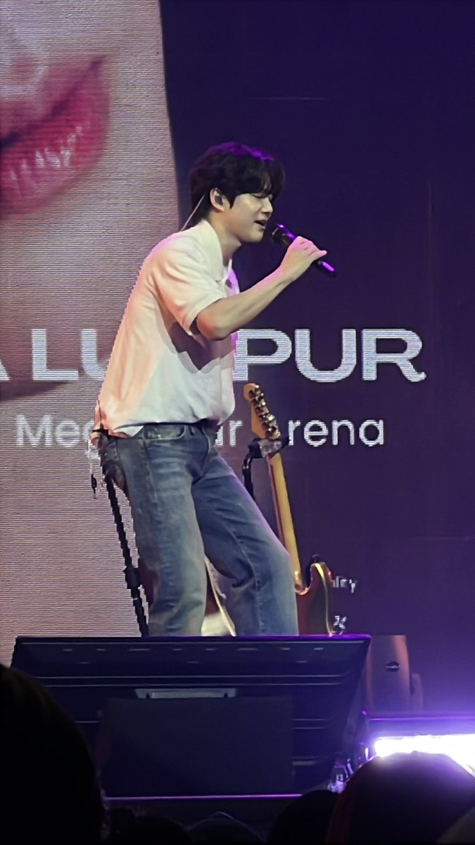 Soundcheck with Suho at Kuala Lumpur….

#WhatSuhoDoes #SUHO #수호 #김준면 #EXO #SUHOInKualaLumpur #SUHOStarlitSanctuary #SUHOinMalaysia