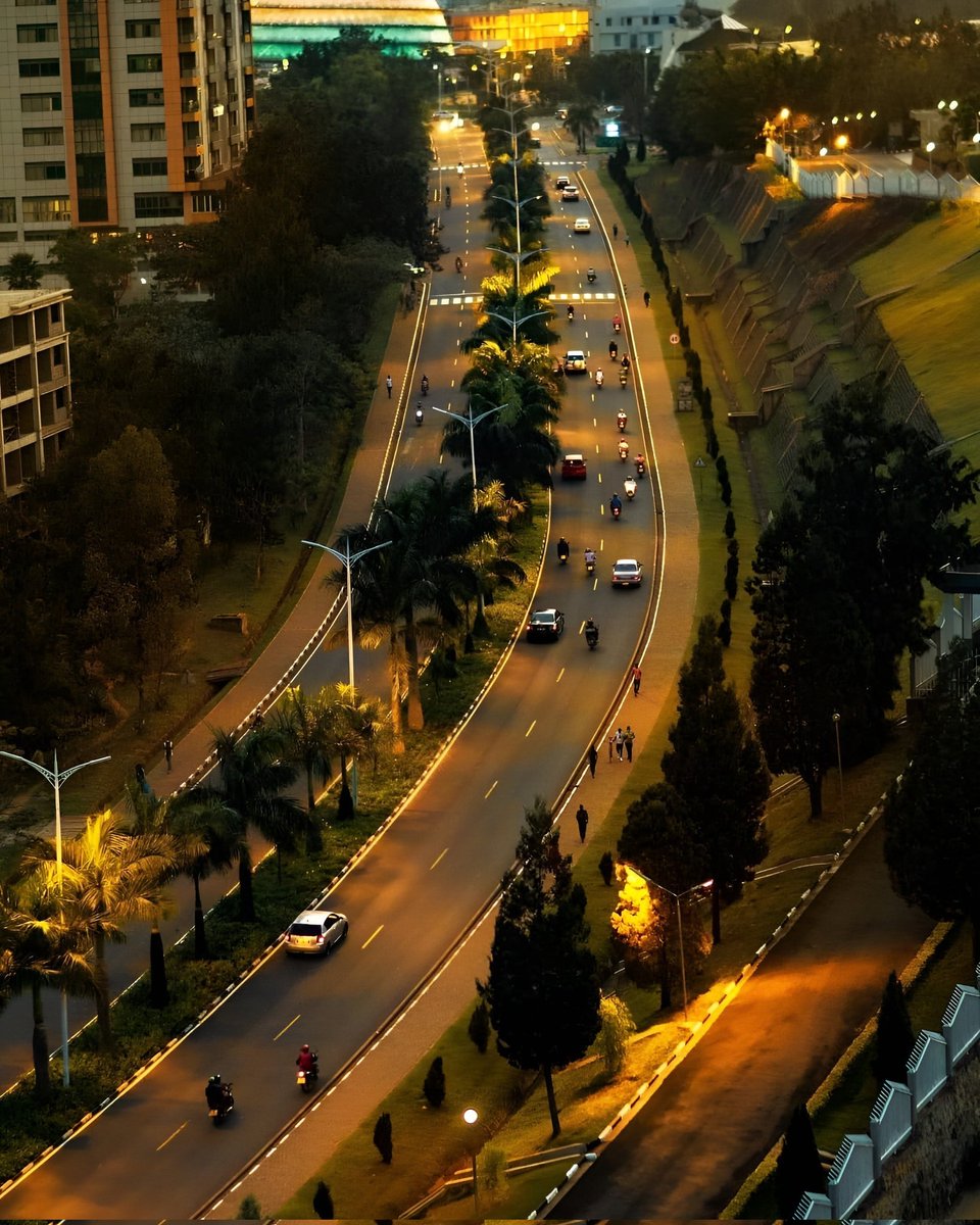 AfricaFirsts's tweet photo. Thread on the cleanest cities in Africa 🧵

1. Kigali, Rwanda 🇷🇼 https://t.co/0yqwtYc1L1