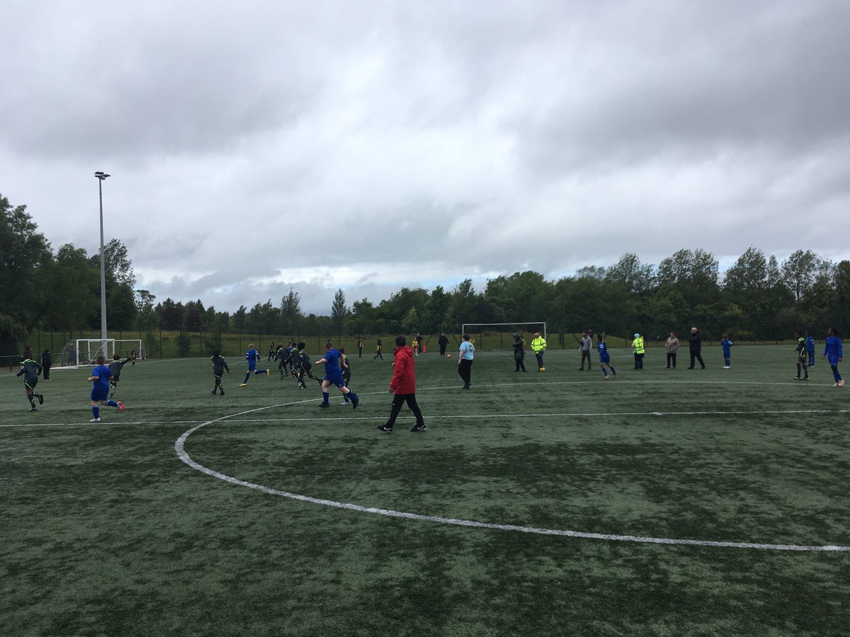 ASGSpringburn's tweet image. Another fantastic turn out for football festival at Springburn Park. Thanks to @CentreBrunswick for use of the pitch and to staff from @BarmullochP @BalornockPS @Elmvaleprimary @MiltonbankP @MarthaPrimary @WallacewellPS for their support @ASGAllSaints @PEPASSGlasgow @COGCSports