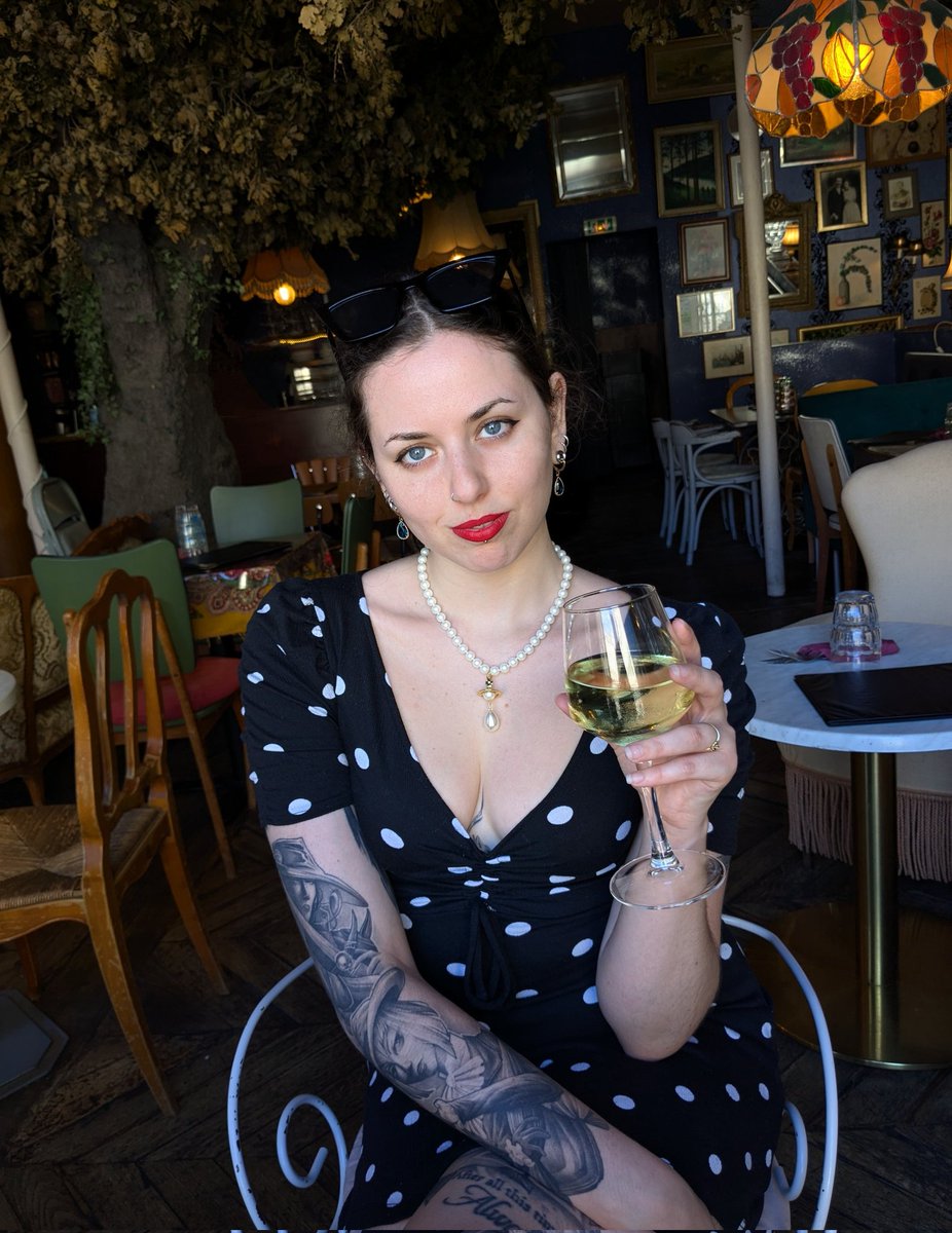 Lady_Phantomhive tweet media