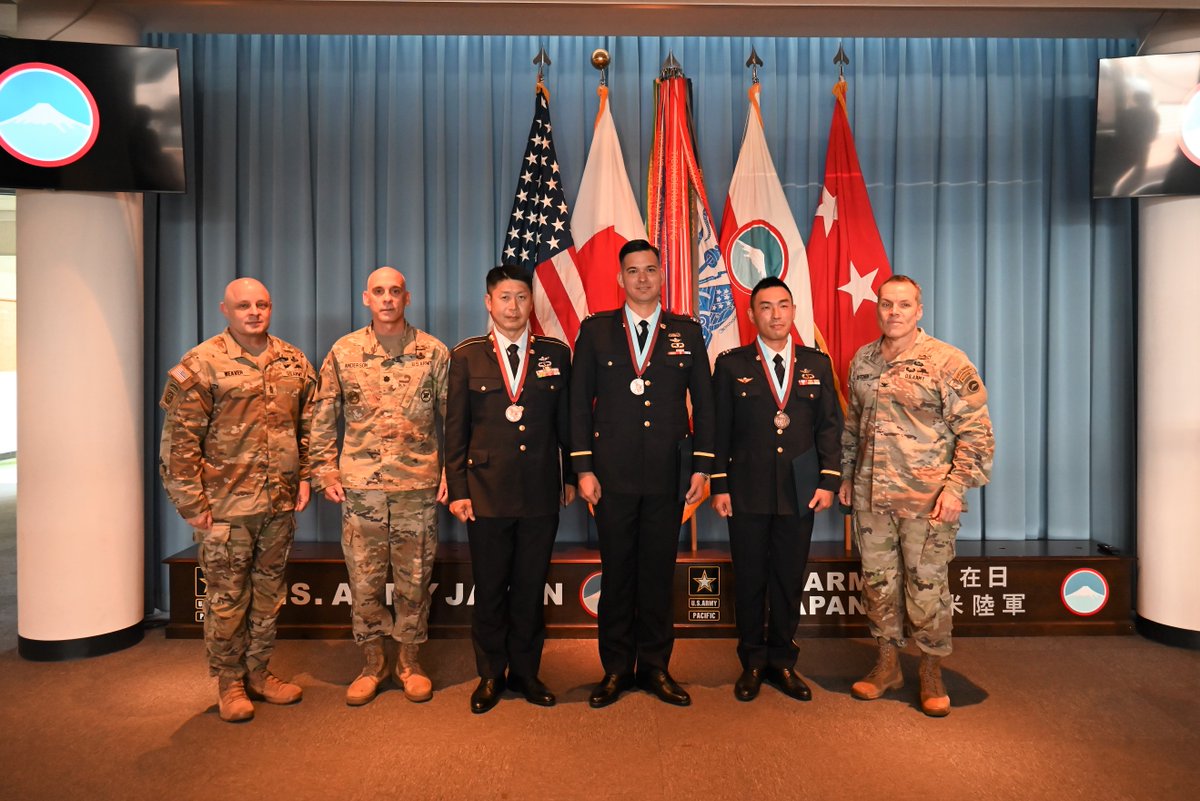 米陸軍 第1特殊部隊用 非公認マスター空挺章 米陸軍 第1特殊部隊用 非公認マスター空挺章 米陸軍 第1