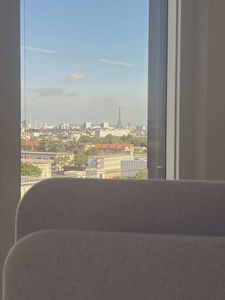 Bon j’ai fini le work 

Let me get back home 🚶🏾‍♂️