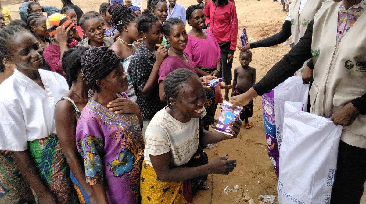Gilead_Mission's tweet photo. In celebration of #MenstrualHygieneDay2025, GISD, in partnership with Benue State Ministry of Health, reached women &amp; girls at Ichwa IDP Camp with pad distribution &amp; hygiene education.
Their smiles say it all—dignity restored.
#PadsForDignity #LeaveNoOneBehind #MHD2025 https://t.co/VRzffk4YjQ