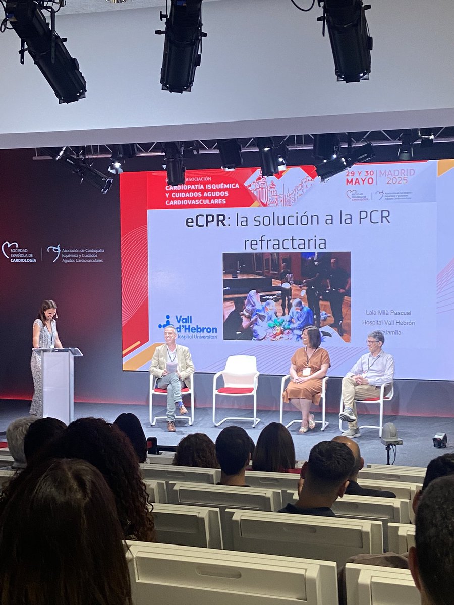 Asociación CI y Cuidados Agudos Cardiovasculares (@agudossec) on Twitter photo Comenzamos la mesa de parada cardiaca con expertos de distintas especialidades 🤝 <a href="/corbi_miguel/">Miguel Corbí</a> <a href="/RCPSEC/">RCP Sociedad Española Cardiologia</a> Comenzamos la mesa de parada cardiaca con expertos de distintas especialidades 🤝 <a href="/corbi_miguel/">Miguel Corbí</a> <a href="/RCPSEC/">RCP Sociedad Española Cardiologia</a>