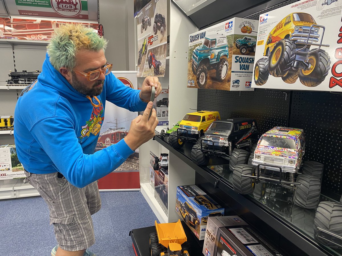 TamiyaUK's tweet image. We are delighted to announce a wonderful collaboration with @Popbangcolour at this year’s @fosgoodwood
Look out for us with Ian on his stand featuring lots of Tamiya themed art and show-only special items.
#tamiya #popbangcolour #goodwood #festivalofspeed #FoS #art