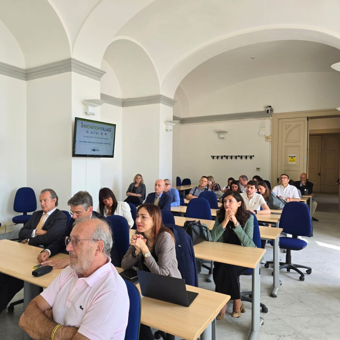 IsuschemS's tweet photo. Isuschem alla X Edizione dell’ Innovation Village: un importante evento sull’innovazione organizzato da Knowledge for Business Srl.
Abbiamo presentato il nostro business sostenibile e le grandi opportunità che la Bioeconomia circolare può offrire al mondo delle industrie. https://t.co/01nd7MlewX