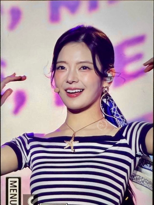 𝟸𝟺𝟶𝟻𝟹𝟶 ᴡɪᴛʜ ʟɪᴀ🐻

#리아 #LIA #있지 #ITZY