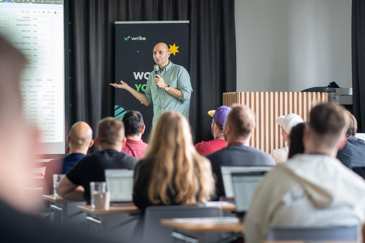 🧙‍♂️ <a href="/vitalyf/">Vitaly Friedman 🇺🇦🏳️‍🌈</a> is knee-deep in UX wizardry: architecting mega menus, taming beastly data grids, &amp; cracking the code on accessible charts! 💻 This is where complex UI gets a masterclass.

Massive thanks to <a href="/wrike/">Wrike</a> for fueling the genius with their awesome space! ⚡️#WebExpo