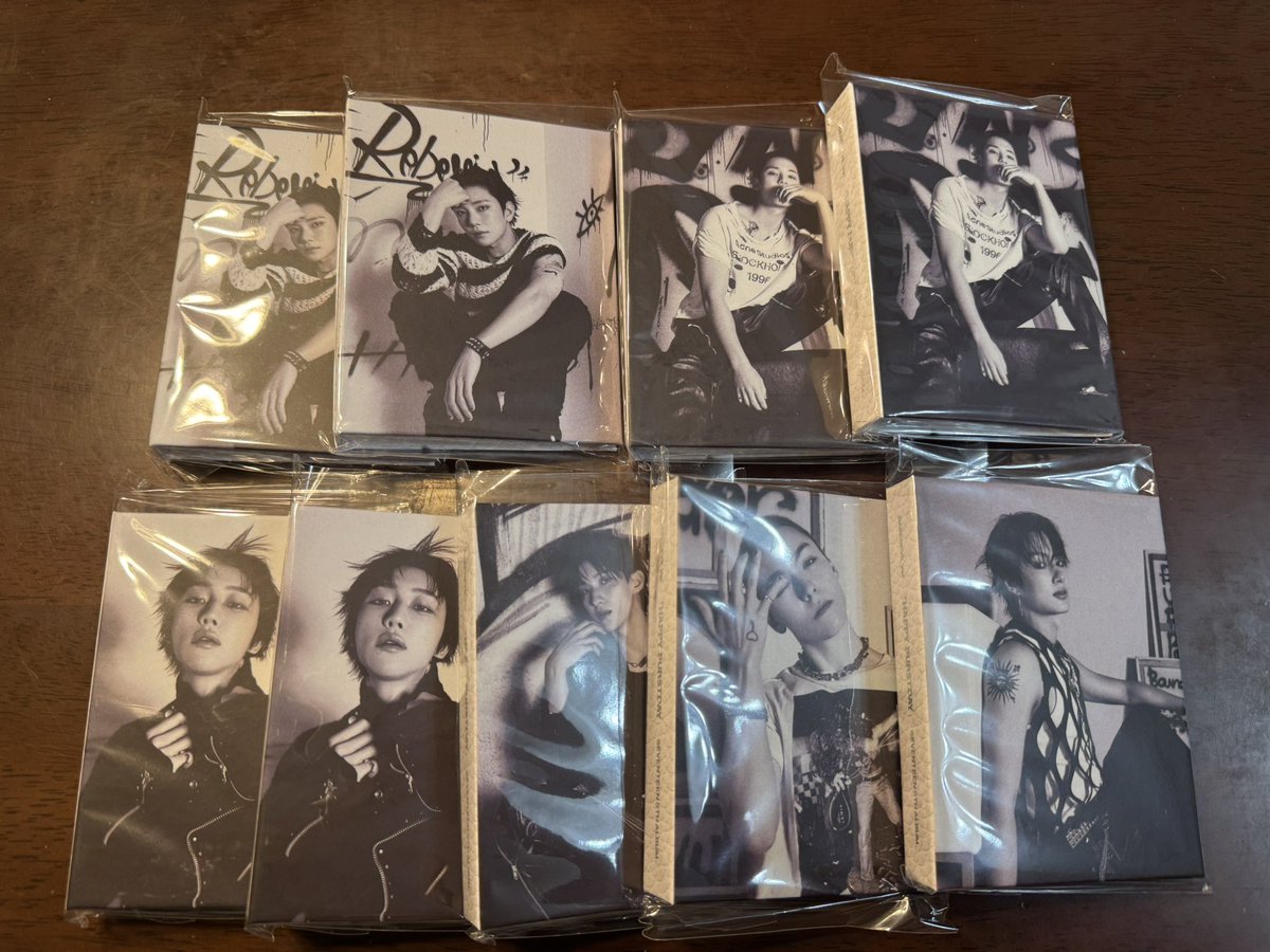 SEVENTEEN セブチ アルバム HAPPY BURSTDAY バインダー 封入 交換  トレカ

【譲】画像参照

【求】 スングァン、未使用シリアル

郵送
お気軽にお声かけください◎