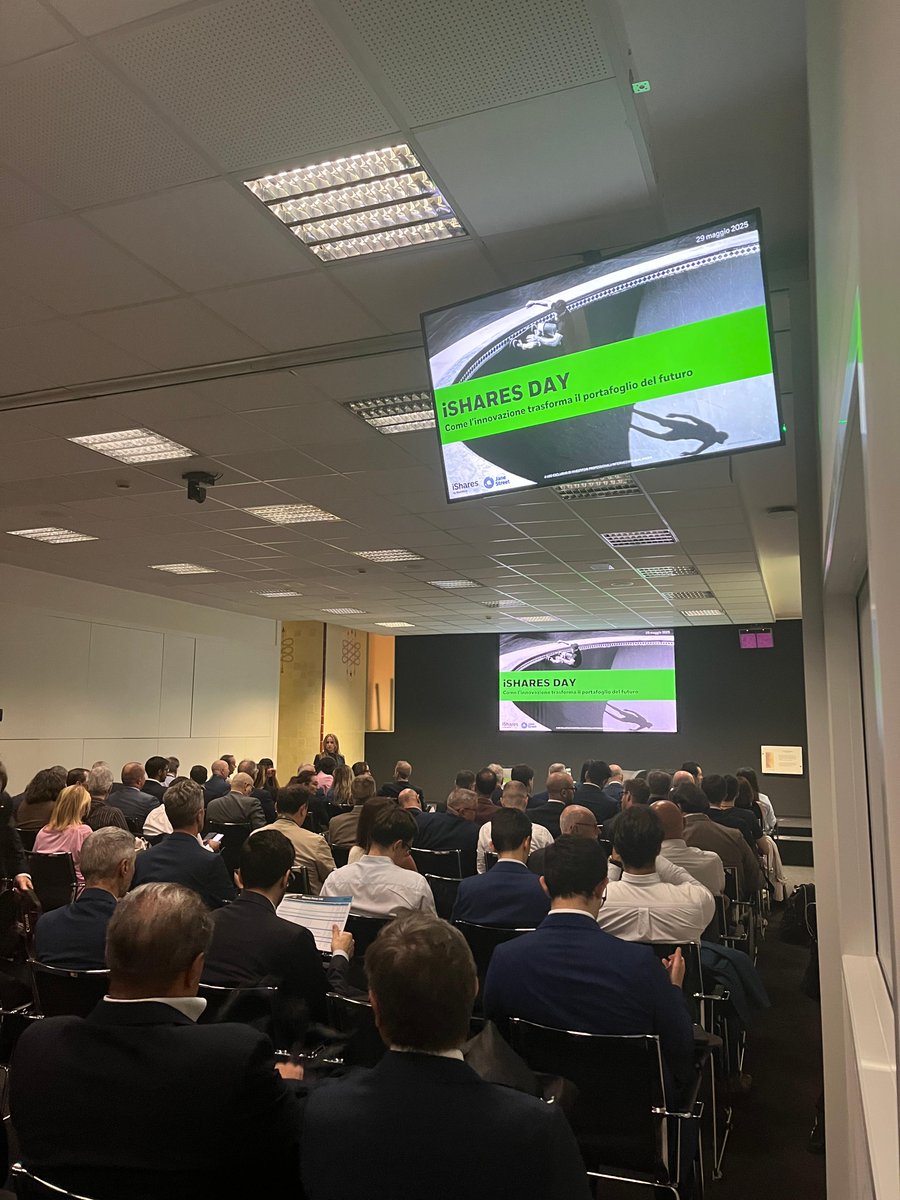 BlackRock Italia (@blackrockit) on Twitter photo 🎉iShares Day 2025!
In collaborazione con <a href="/JaneStreetGroup/">Jane Street</a>, abbiamo accolto oltre 100 professionisti del settore per esplorare le principali innovazioni nel mondo degli #ETF, con focus su strategie attive, #investimentosistematico e #digitalassets.
Grazie a tutti i partecipanti! 🎉iShares Day 2025!
In collaborazione con <a href="/JaneStreetGroup/">Jane Street</a>, abbiamo accolto oltre 100 professionisti del settore per esplorare le principali innovazioni nel mondo degli #ETF, con focus su strategie attive, #investimentosistematico e #digitalassets.
Grazie a tutti i partecipanti!