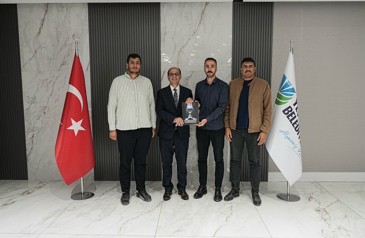gencbirlik44's tweet photo. Genç Birlik Malatya İl Başkanımız Recep Tayyip Keskin MTTB Bayburt İl Başkanı Sn. Mehmet Asif Alan, Milli Türk Talebe Birliği Malatya İl Başkanı Sn. Turgut Özal Aksüt, ile Birlikte Yeşilyurt Belediye Başkanı Prof. Dr. İlhan Geçit'e ziyarette bulundu. https://t.co/5rnoxRDYTD