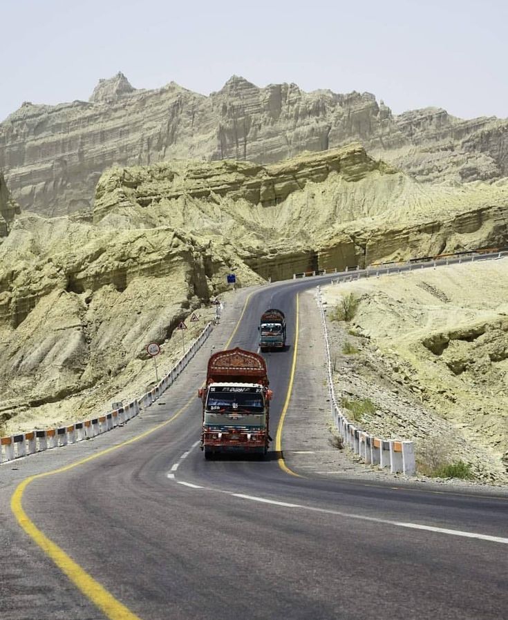 mehr_baloch43's tweet image. Khushk hawa, rawan ret, aur Balochistan desert ka jadoo.
#BalochistanDesert #EndlessHorizons