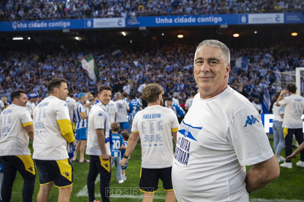 El domingo la mayor ovación de Riazor debe de ser para él.
Grande Suso!!
Disfruta de tu merecida jubilación.
Se va, creo, “el último superviviente” del SuperDepor (sin contar gente de oficinas)