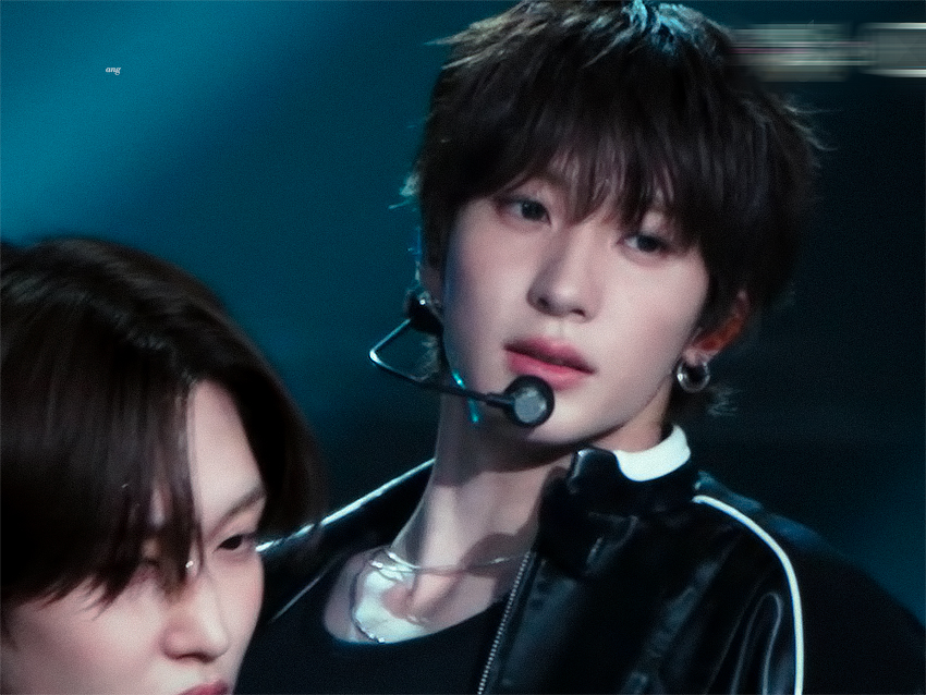 앙 tweet media