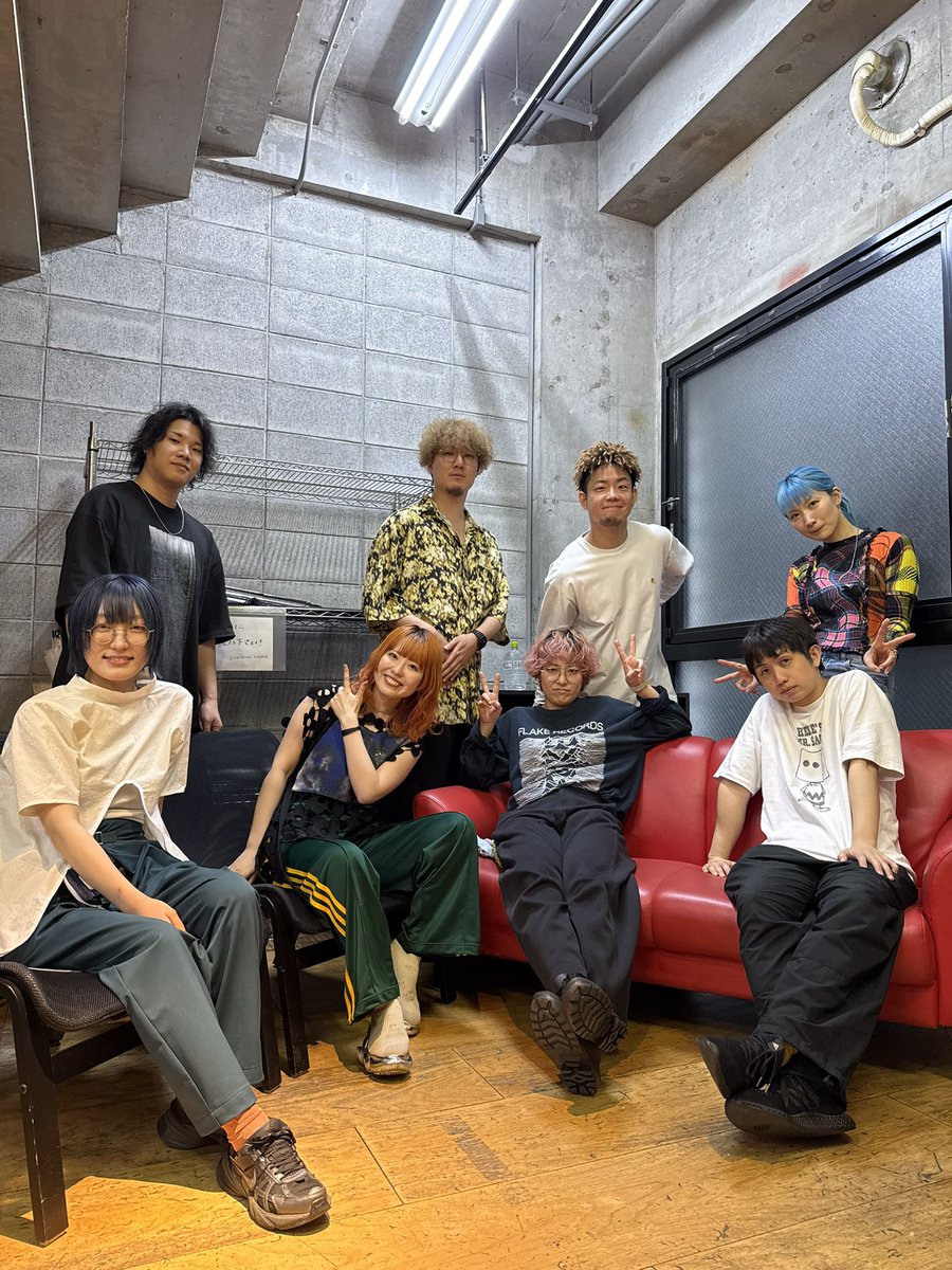 2マンJPツアーwith tricot
ありがとうございました！
まじで最高でしたね、、、、

ありがとうございます！
明日はdowntと名古屋です！