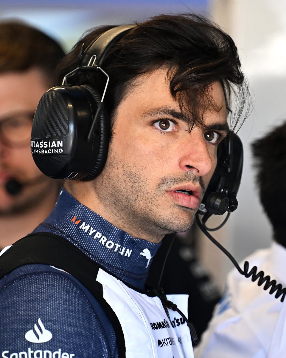redsainz's tweet photo. face so biblically beautiful https://t.co/sKHzPVuD23