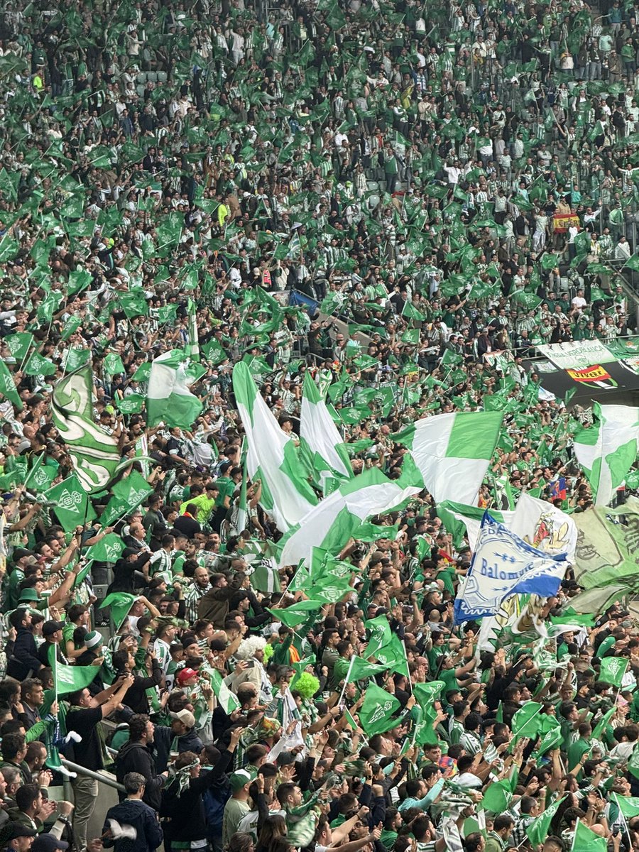 Estoy seguro que esto sólo es el comienzo de algo muy bonito.
¡Viva el Real Betis Balompié hoy mañana y siempre!