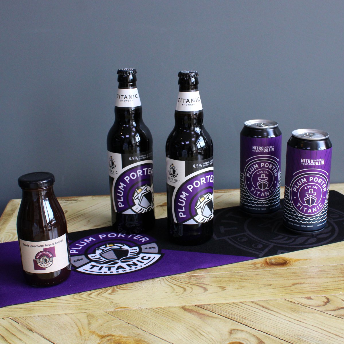 TitanicBrewers's tweet image. Our brewery shop is open today from 9am until 1pm!

Our shelves are fully stocked with beers, merchandise and gift boxes!

📸 - Plum Porter Box

#breweryshop #gifting #realale