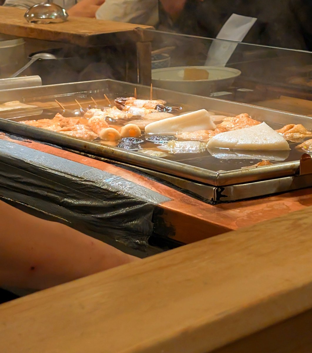 「おぐ羅」📍銀座
整形直後の友人とおでん屋🤤🍢

笑ってはいけないが
頭包帯ぐるぐるでおでん屋来れる
メンタル強すぎて爆笑してる🤣www

明日ファッションコーディネート付き撮影のお客様に話聞いてもらおう🤣(笑)

最近リピートのお客様が多くなってきて
とっても嬉しいです🥲