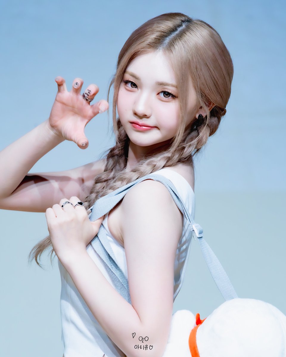 250523
#트리플에스 #tripleS #トリプルS
#곽연지 #연지 #YeonJi #ヨンジ