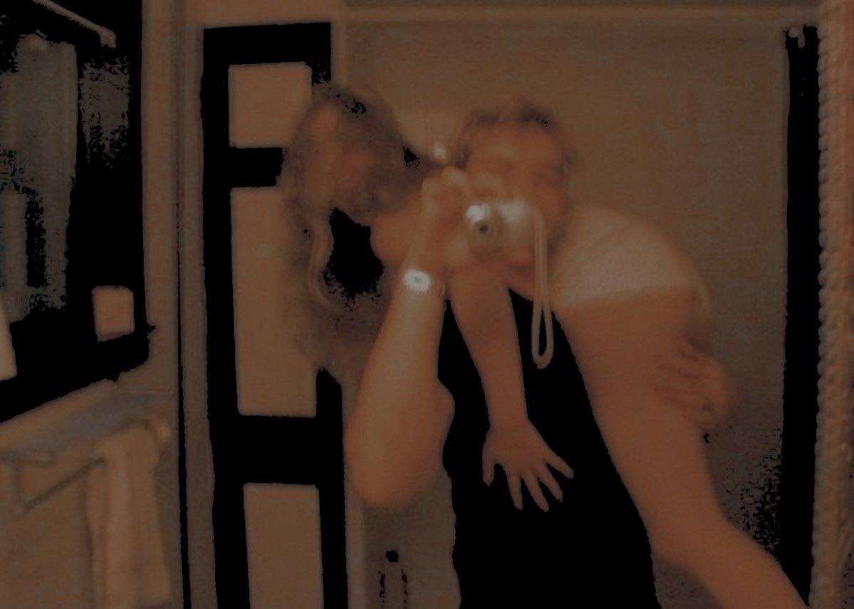 ྀ ཾ༵･effie . tweet media