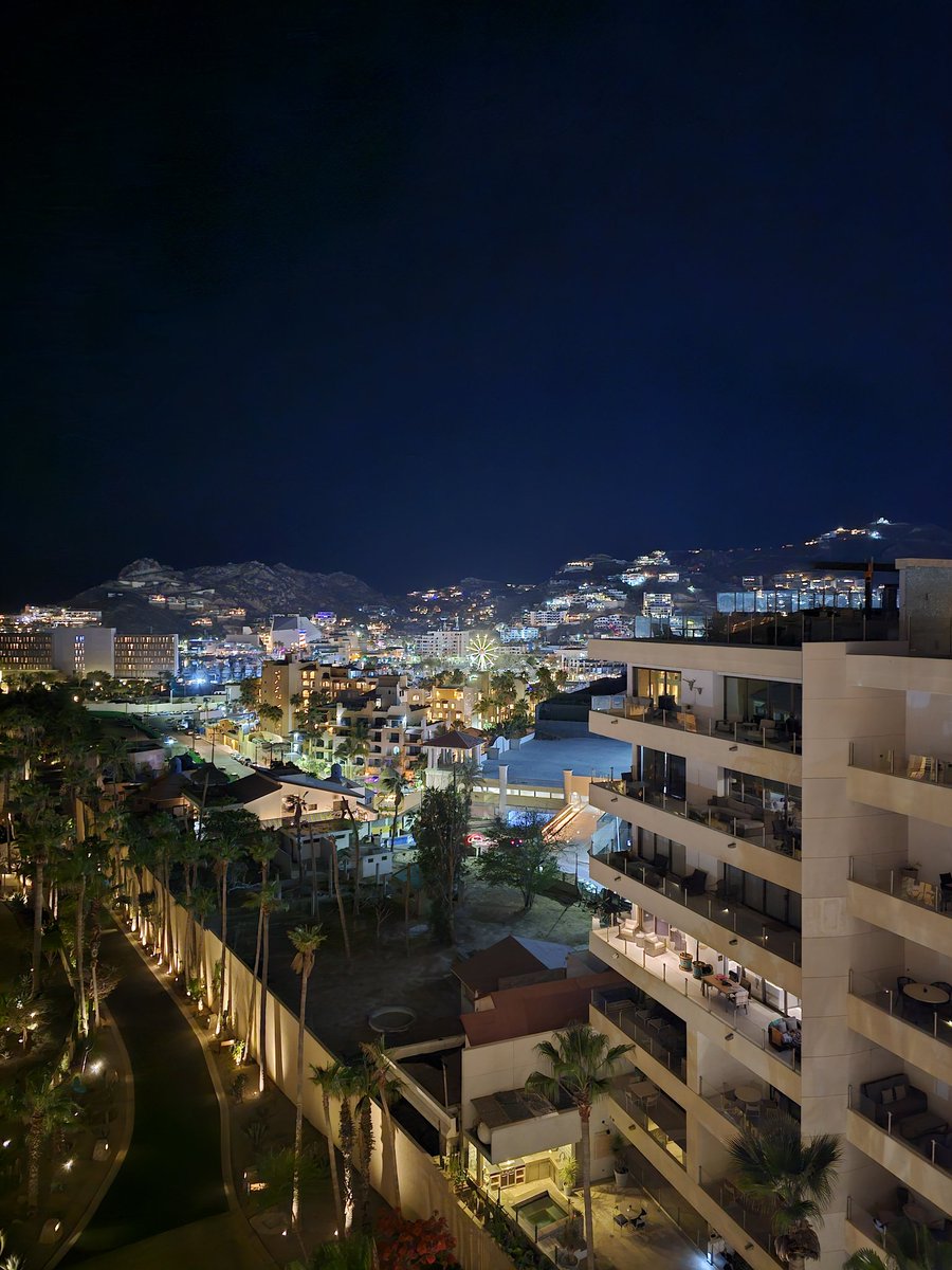Cabo with the boyfriend and best friends 🇲🇽