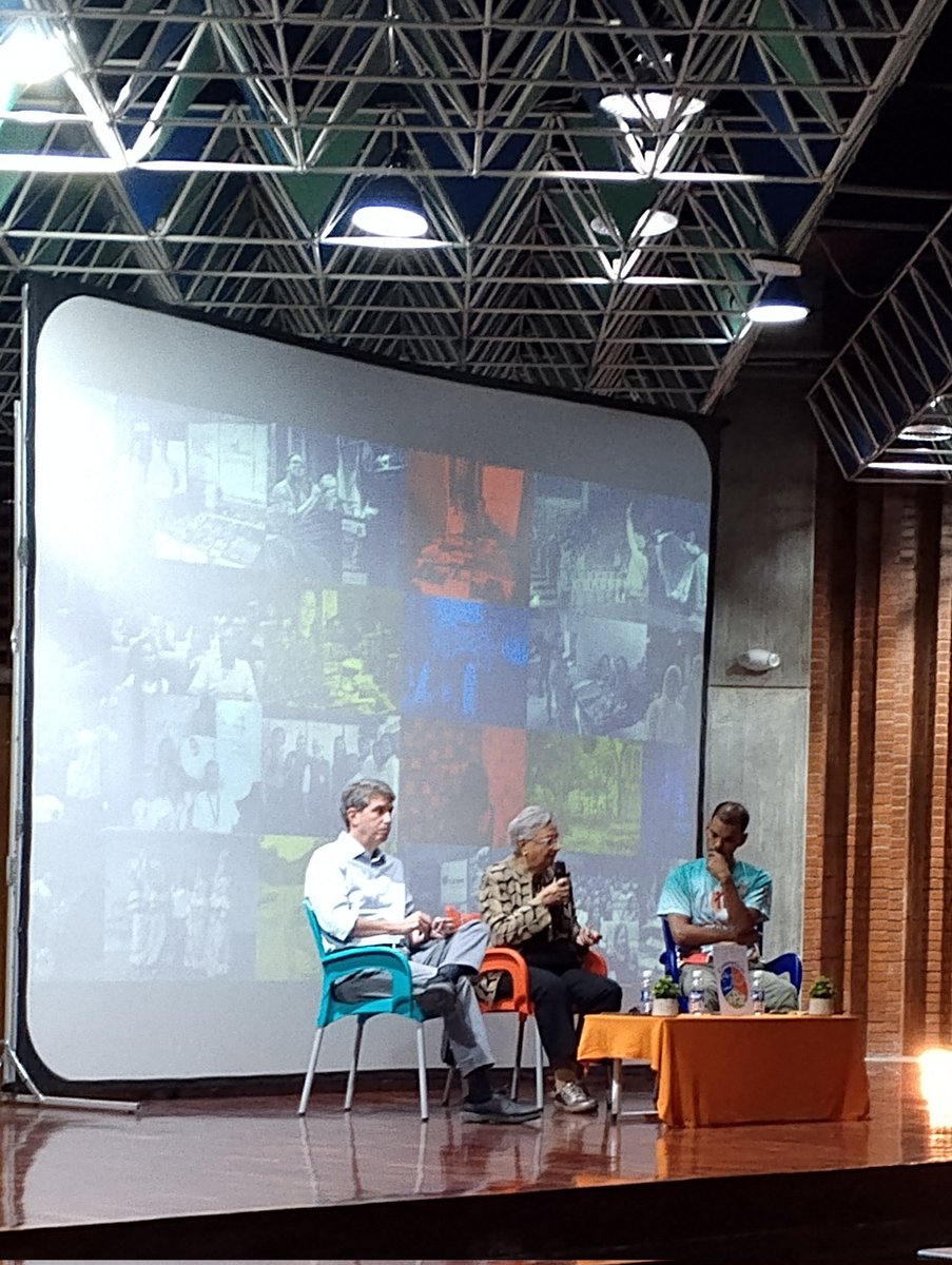 MaribelPinango's tweet photo. @CESAP_AC presente en el Encuentro de #ConstructoresDePaz  @enlaucab https://t.co/JmxsWKyip8