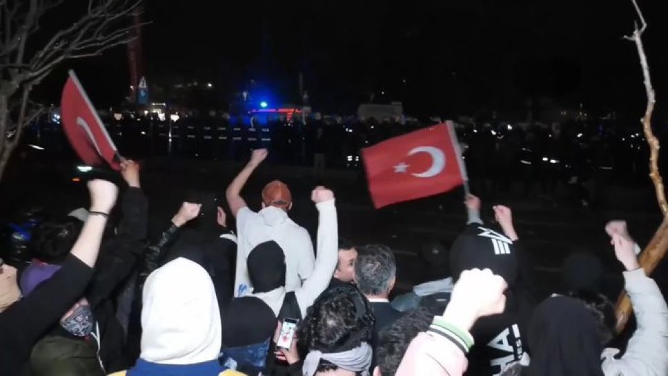 SON DAKİKA | Saraçhane eylemlerinde tutuklanan 14 genç tahliye edildi.