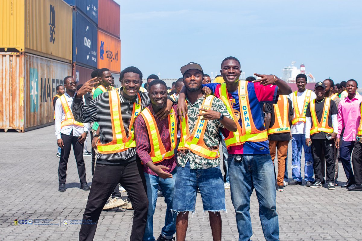 thecssknust's tweet photo. The final years are back from an unforgettable trip โ it was super fun, packed with exposure, new experiences, and endless vibes! From epic moments to lasting bonds, this one will live in our hearts forever. โค๏ธ๐ฅ
#FinalYears #UnforgettableTrip #CSS #KNUST https://t.co/Pm17b5Xvbc