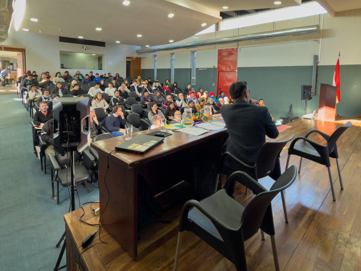 Heñói Centro de Estudios tweet media