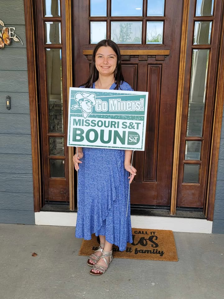 📈 Big goals ahead — welcome, Emily!
Join us in welcoming Emily Barta from Harrisonville, Missouri to Missouri S&amp;T! Emily is set to major in Business and Management Systems. 💼💡

📧 Have questions? Email us at admissions@mst.edu.

#MinerPride #BusinessMiner #MissouriSandT